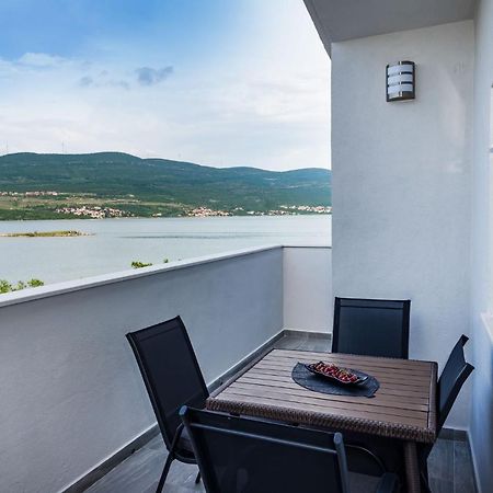 Apartmani Neva, Pridraga Екстер'єр фото