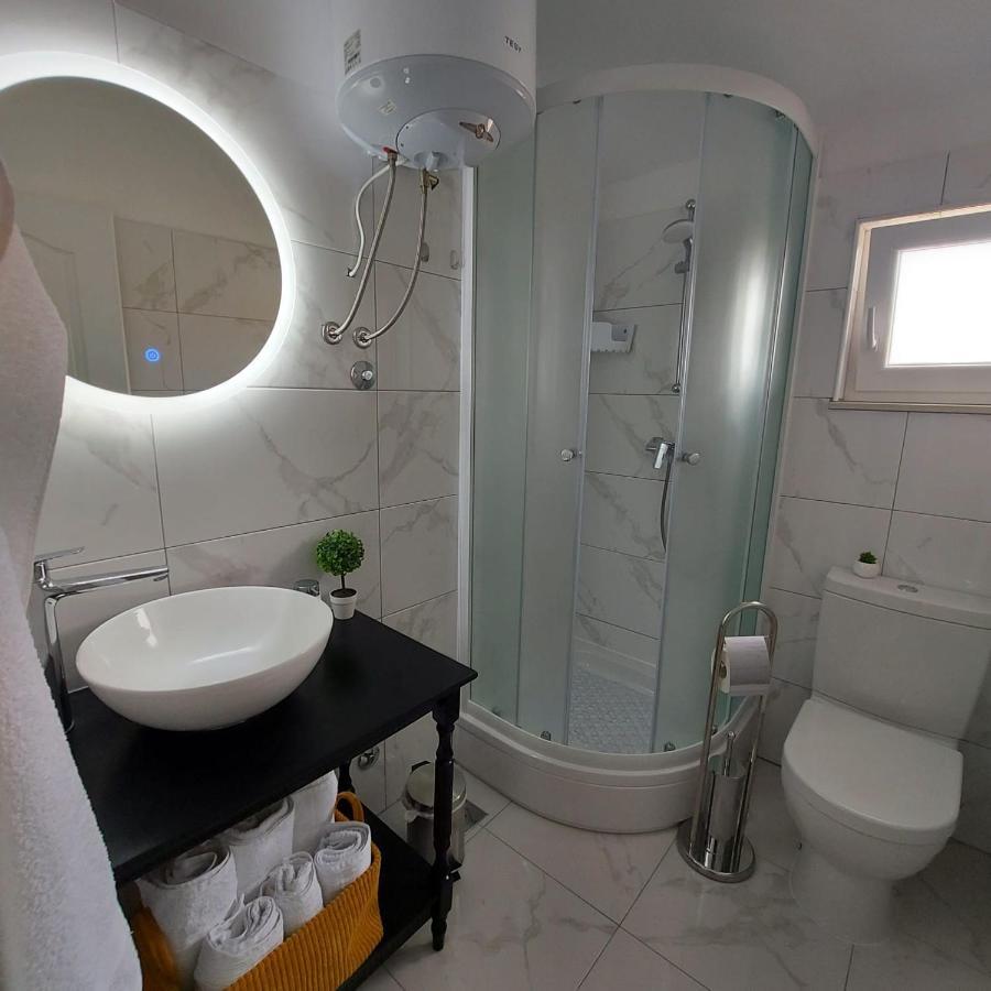 Apartmani Neva, Pridraga Екстер'єр фото
