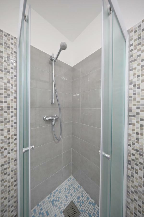 Apartmani Neva, Pridraga Екстер'єр фото